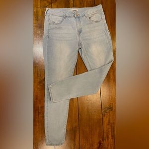 So- lowrise ultimate Jegging size 15